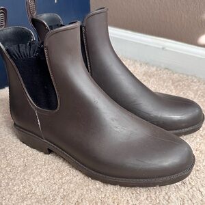Womens Brown Rain Dress Boots Sizd 7/37